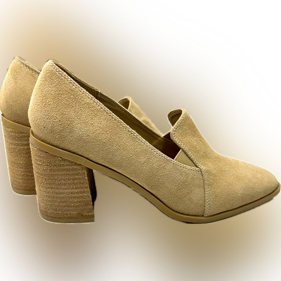 EUC Joie SZ 8.5M “Wevenly Marl” tan block heel loafer, beige suede 100% leather - Picture 2 of 9